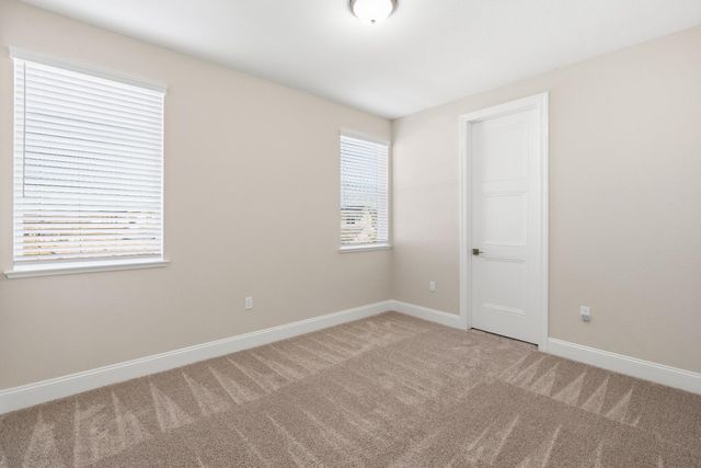 9042 Elliott Springs Dr, Elk Grove, CA 95624