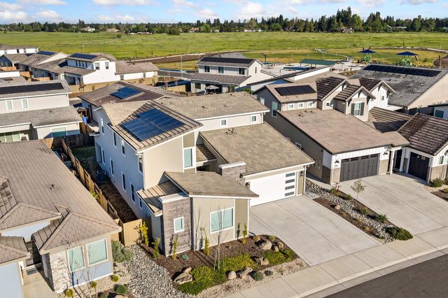 9042 Elliott Springs Dr, Elk Grove, CA 95624