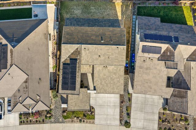 9042 Elliott Springs Dr, Elk Grove, CA 95624