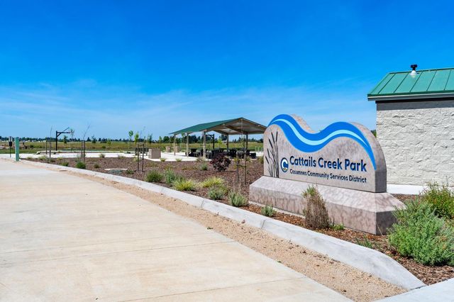 9042 Elliott Springs Dr, Elk Grove, CA 95624