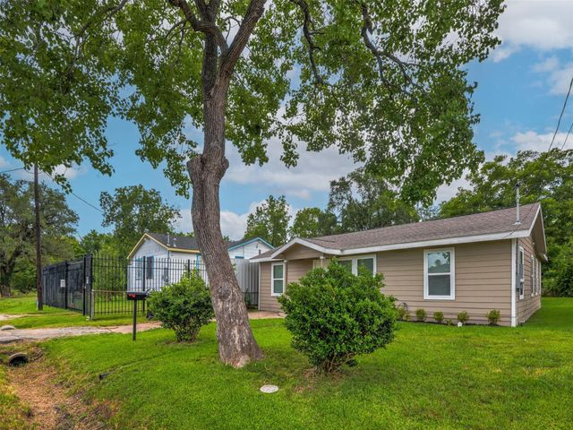 7815 Jester Street, Houston, TX 77051