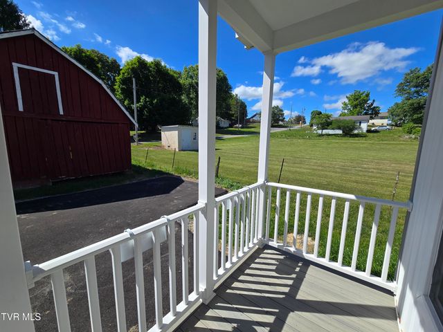 2208 Oak Street, Gray, TN 37615