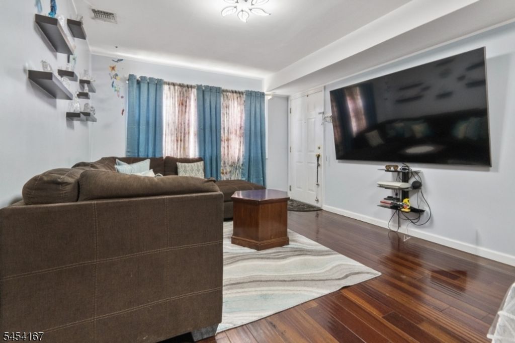 395 College Dr, Edison Twp., NJ 08817 — photo 3