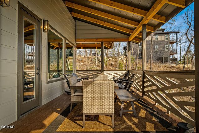 1852 Mountain Ash Way, Sevierville, TN 37876