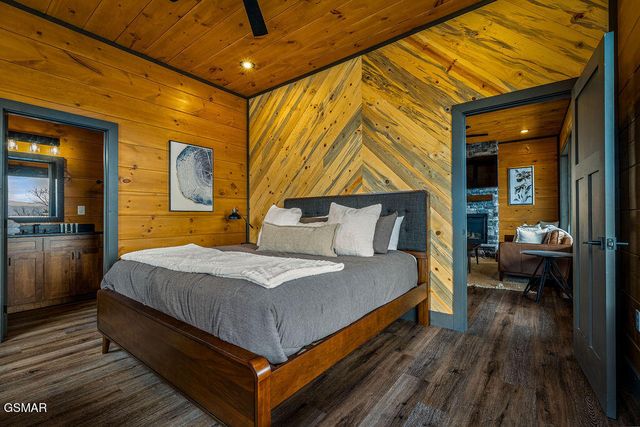 1852 Mountain Ash Way, Sevierville, TN 37876