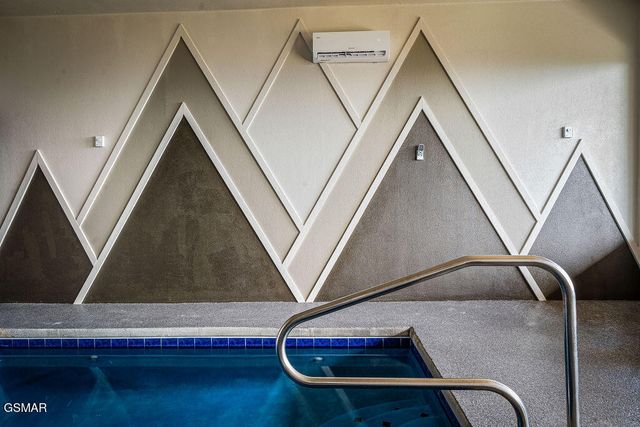 1852 Mountain Ash Way, Sevierville, TN 37876