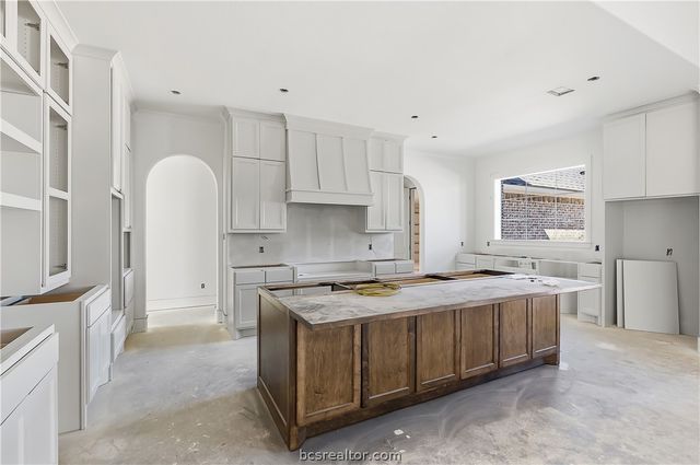 4705 Foxglove Court, College Station, TX 77845