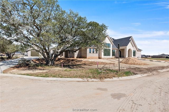 4705 Foxglove Court, College Station, TX 77845