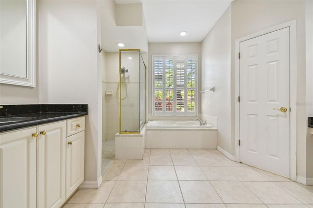 6815 HONEYSUCKLE TRAIL, Lakewood Ranch, FL 34202