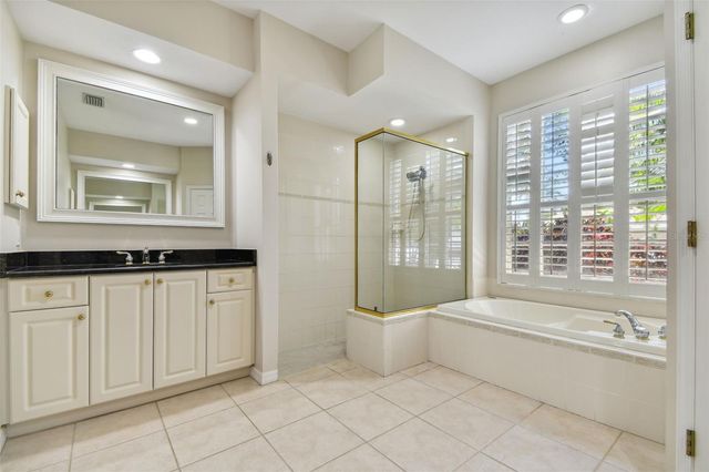 6815 HONEYSUCKLE TRAIL, Lakewood Ranch, FL 34202