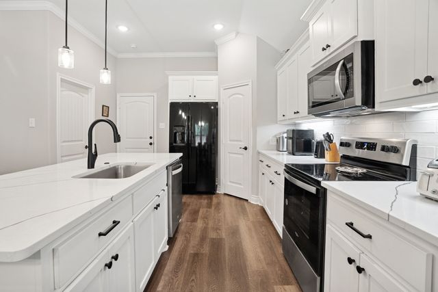 7701 Scott Lane, Greenville, TX 75402