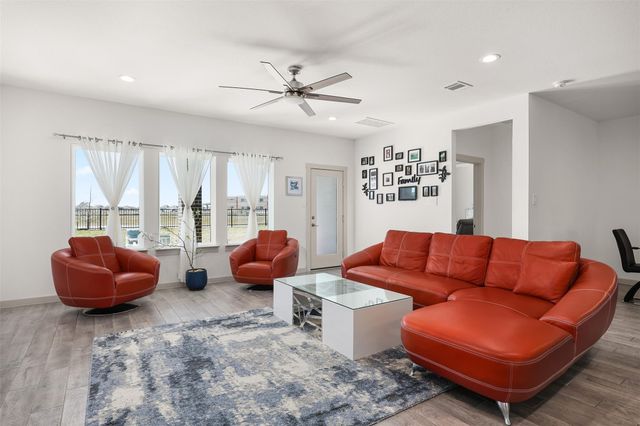 2421 Mar Vista Lane, Texas City, TX 77568