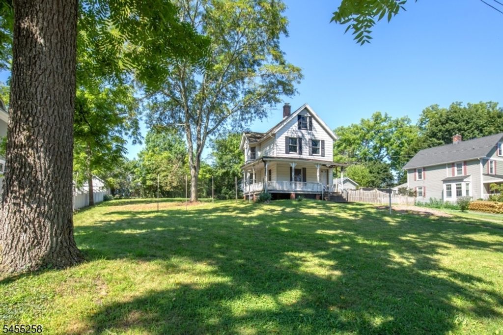 6 Bodine Ave, Peapack Gladstone Boro, NJ 07934 — exterior