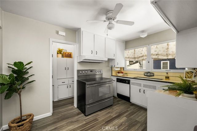 1034 E Palmyra Avenue, Orange, CA 92866