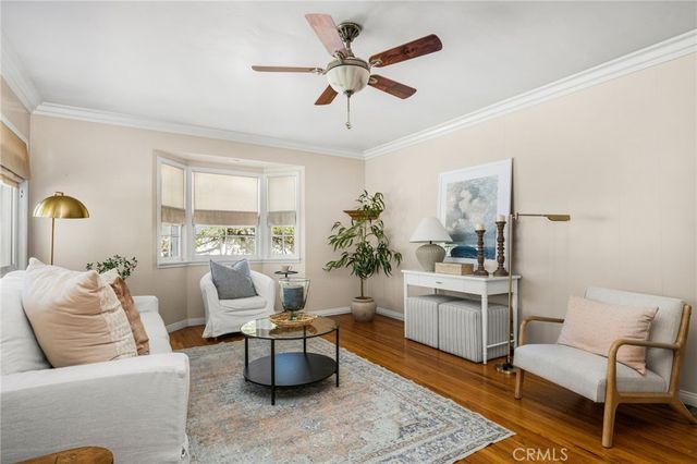 1034 E Palmyra Avenue, Orange, CA 92866