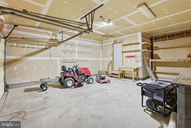 8105 BIRDSONG DR, Fort Washington, MD 20744