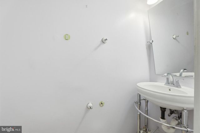 8105 BIRDSONG DR, Fort Washington, MD 20744