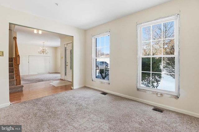 8105 BIRDSONG DR, Fort Washington, MD 20744