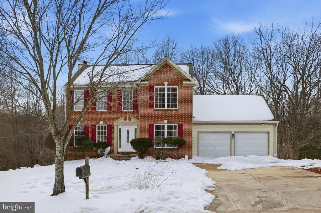 8105 BIRDSONG DR, Fort Washington, MD 20744