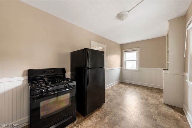 1235 Donald Avenue Upper North, Lakewood, OH 44107