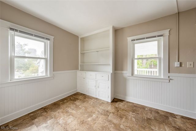 1235 Donald Avenue Upper North, Lakewood, OH 44107