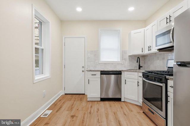 1441 S MARSTON ST, Philadelphia, PA 19146