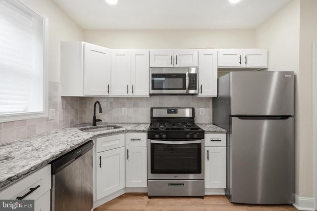 1441 S MARSTON ST, Philadelphia, PA 19146