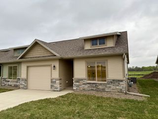 411 W Madison Street, Winterset, IA 50273