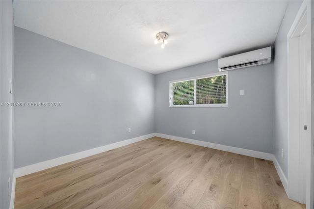 6330 SW 79th St 4, South Miami, FL 33143