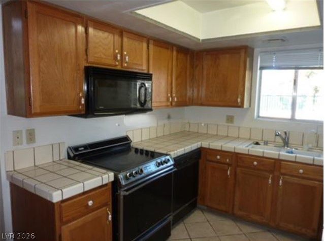 2451 Old Forge Lane 101, Las Vegas, NV 89121