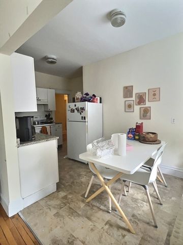 397 Harvard 4, Brookline, MA 02446