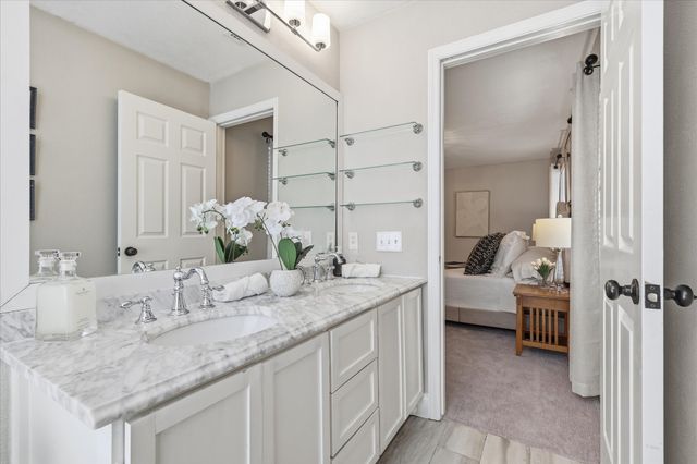 513 Fox Creek Court, Denton, TX 76209
