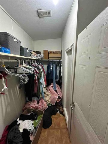 8813 Warner W Street, Bayou La Batre, AL 36509