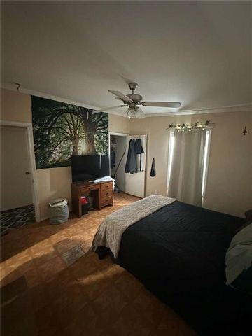 8813 Warner W Street, Bayou La Batre, AL 36509