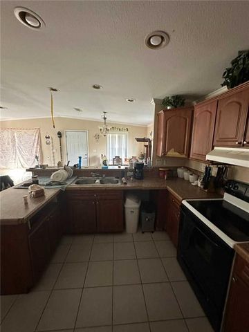 8813 Warner W Street, Bayou La Batre, AL 36509