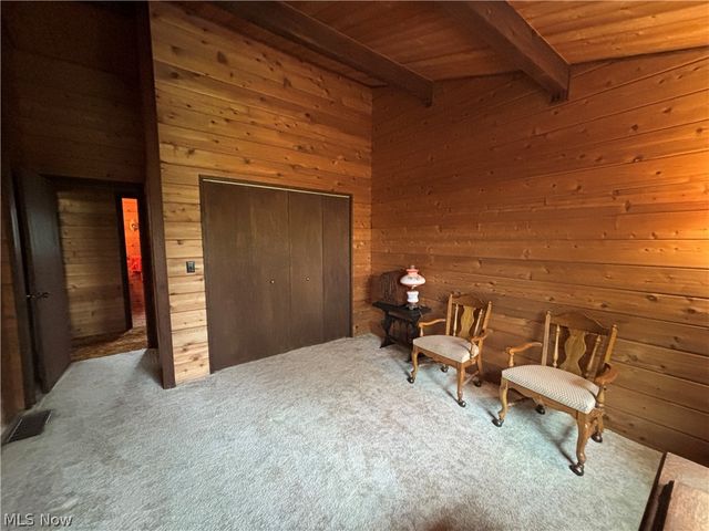 2180 Kimberley Drive NW, Dover, OH 44622