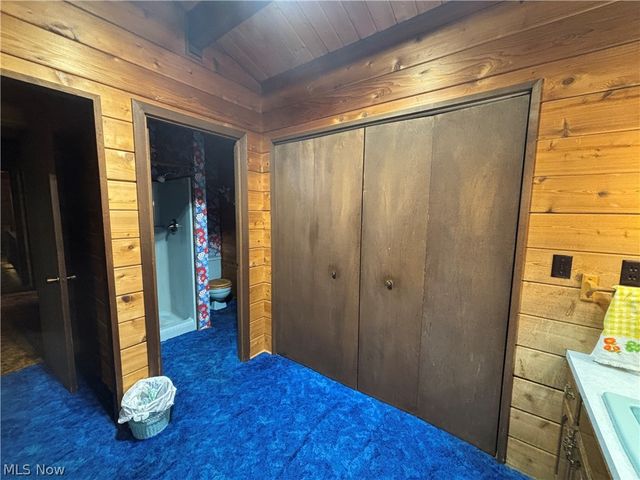2180 Kimberley Drive NW, Dover, OH 44622