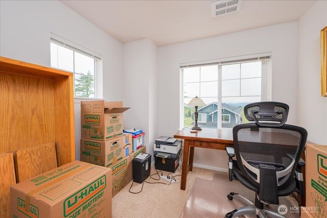 6910 31st Avenue SW, Seattle, WA 98126