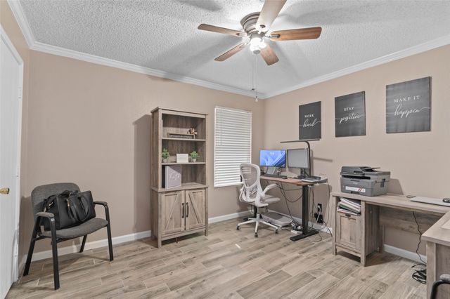 317 Quail Crossing Drive, Sanger, TX 76266