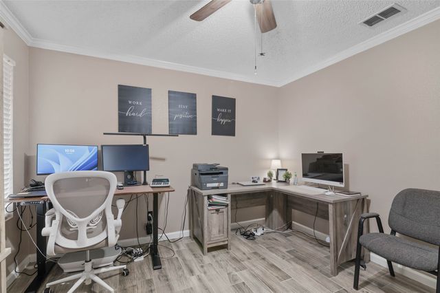 317 Quail Crossing Drive, Sanger, TX 76266