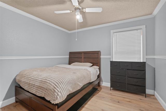 317 Quail Crossing Drive, Sanger, TX 76266