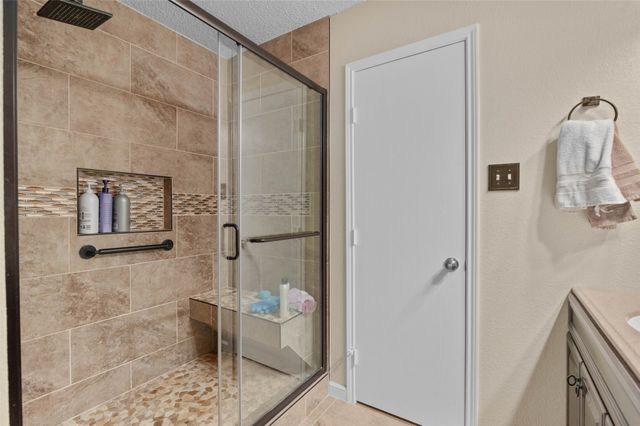 317 Quail Crossing Drive, Sanger, TX 76266