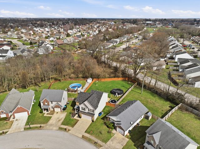 118 Chamberlain Drive, Georgetown, KY 40324