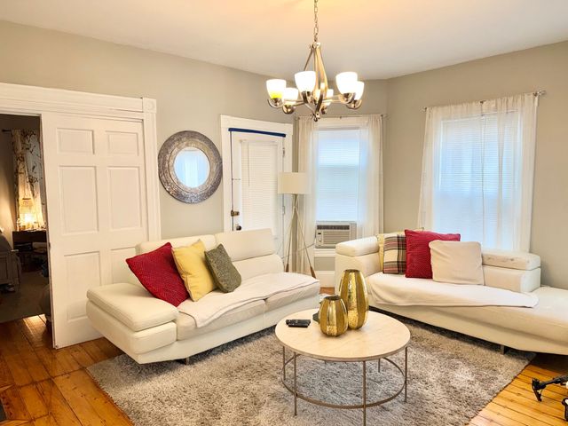 26 Woodland Ave 1, Brockton, MA 02301