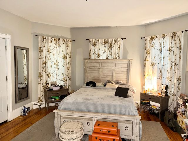26 Woodland Ave 1, Brockton, MA 02301