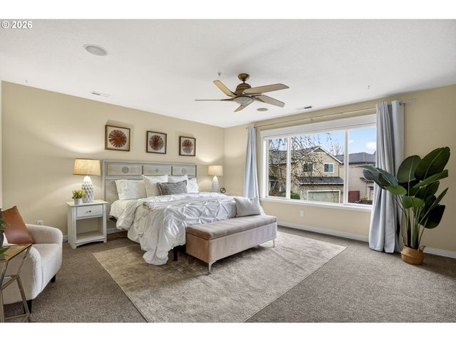 28677 Sw COSTA Cir, Wilsonville, OR 97070