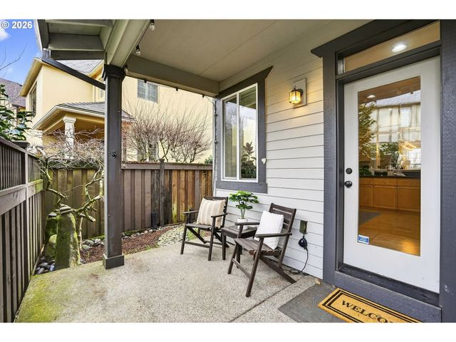 28677 Sw COSTA Cir, Wilsonville, OR 97070