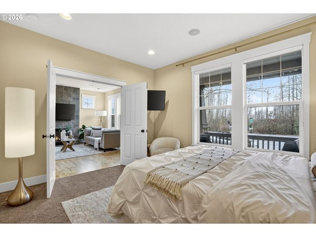 28677 Sw COSTA Cir, Wilsonville, OR 97070