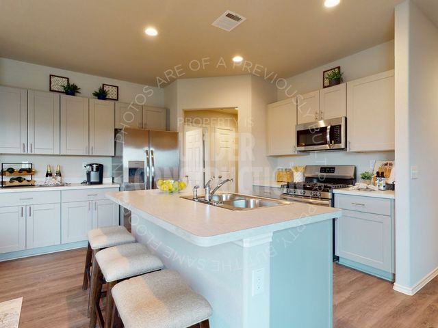 3409 Little Creek Drive, Yukon, OK 73064