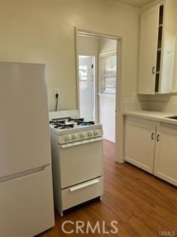 748 S Euclid Avenue, Pasadena, CA 91106